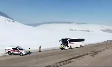 Ardahan'da Jandarma Sivil Trafik Denetimi Başlattı