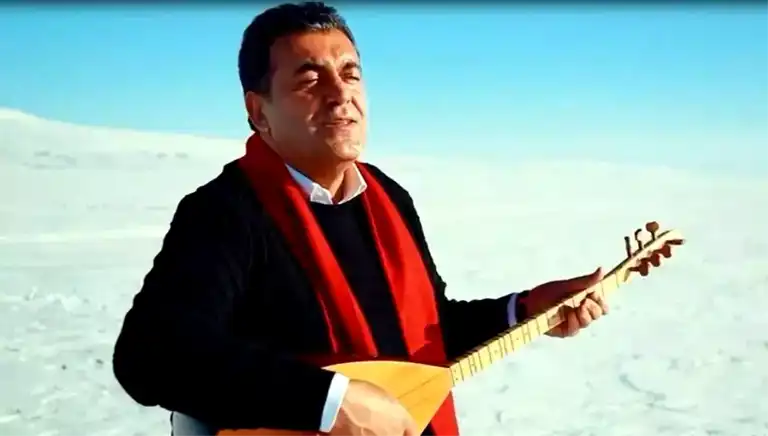Ardahan Belediye Başkanı'ndan Çıldır Gölü'nde Klip
