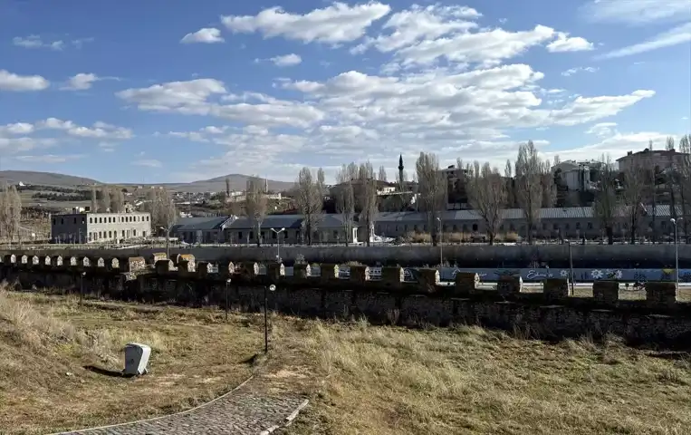 Tarihi Kalede Ziyaretçi Rekoru!